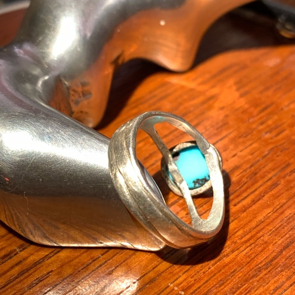 Vintage Turquoise Ring - Picture 4 of 6
